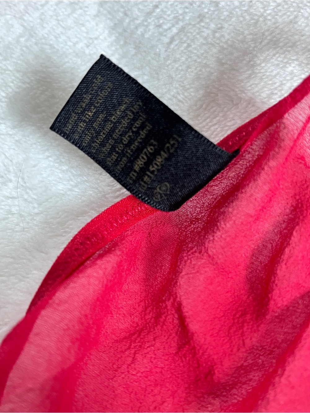 Victoria Secret Vintage y2k V-String panty Thong Medium Red 100% Silk - Picture 4 of 6